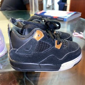 Toddler sneakers